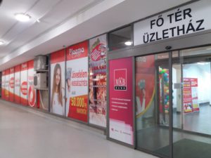 2800 Tatabánya, Fő tér 6. – bérbeadó üzlethelyiség (A-2)